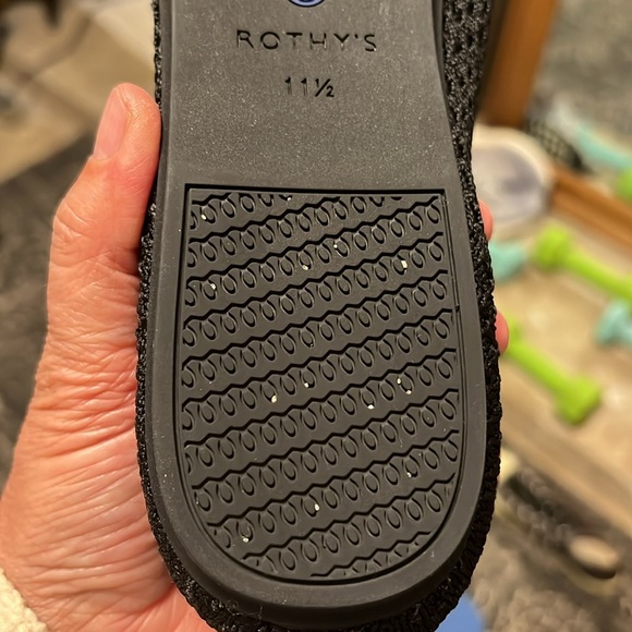 Rothy’s - Picture 3 of 4